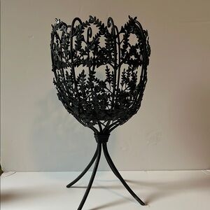 Black Metal Leaf Design Candle Stand